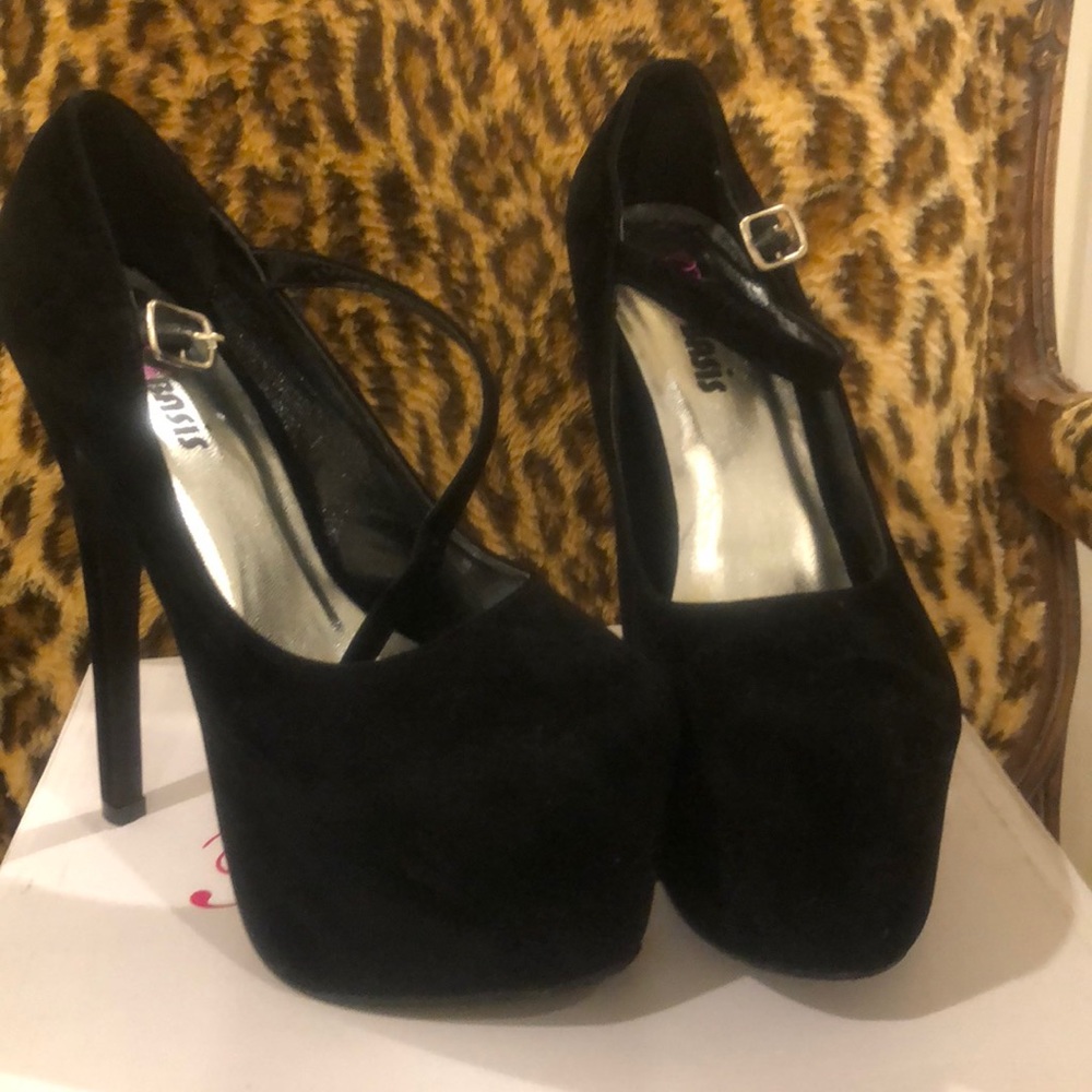 Back platform heels